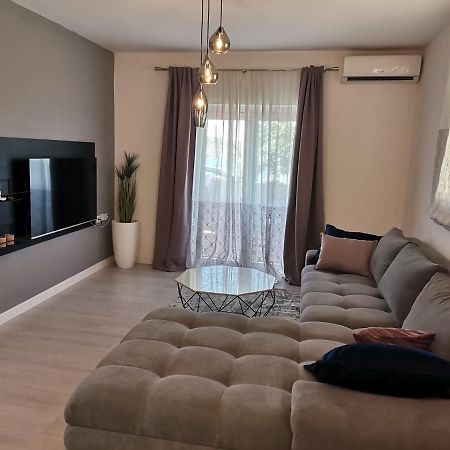 Apartmani Darko Rtina Exterior photo